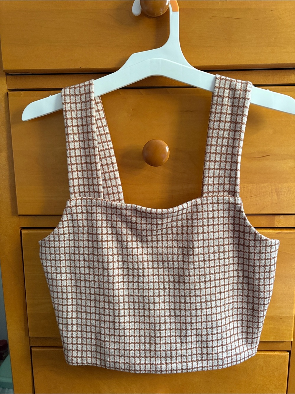 American Eagle Outfitters Cream and Brown Checkered Cropped Tank